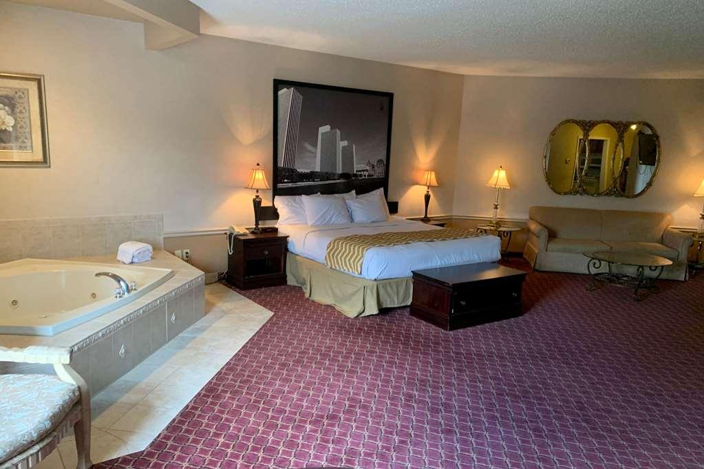 Super 8 By Wyndham Albany Motel Room photo